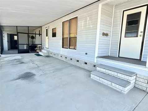6821 Americana Drive NE St Petersburg FL 33702