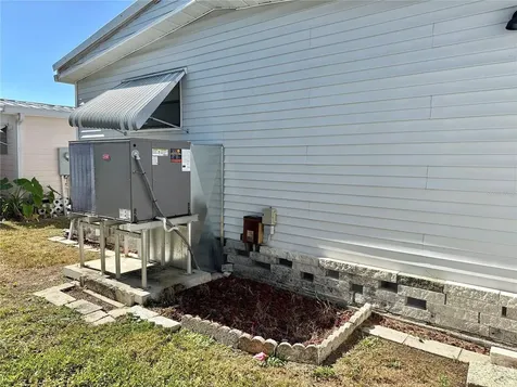 6821 Americana Drive NE St Petersburg FL 33702