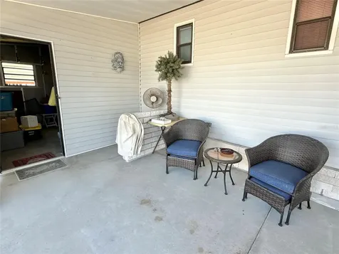 6821 Americana Drive NE St Petersburg FL 33702
