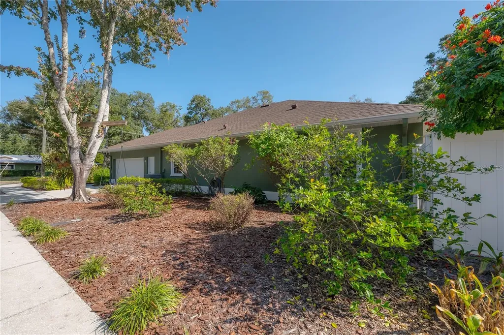 12108 Riverhills Drive Temple Terrace FL 33617