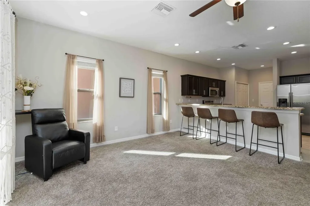 1218 Grantham Drive Sarasota FL 34234