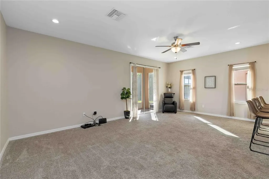 1218 Grantham Drive Sarasota FL 34234