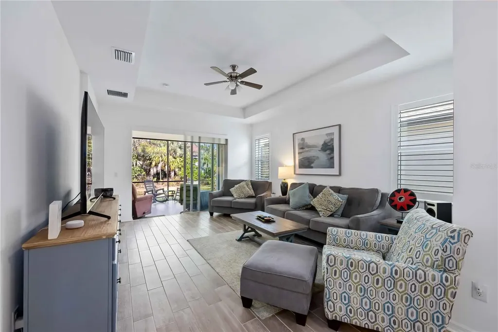 6081 Amberly Drive Bradenton FL 34208