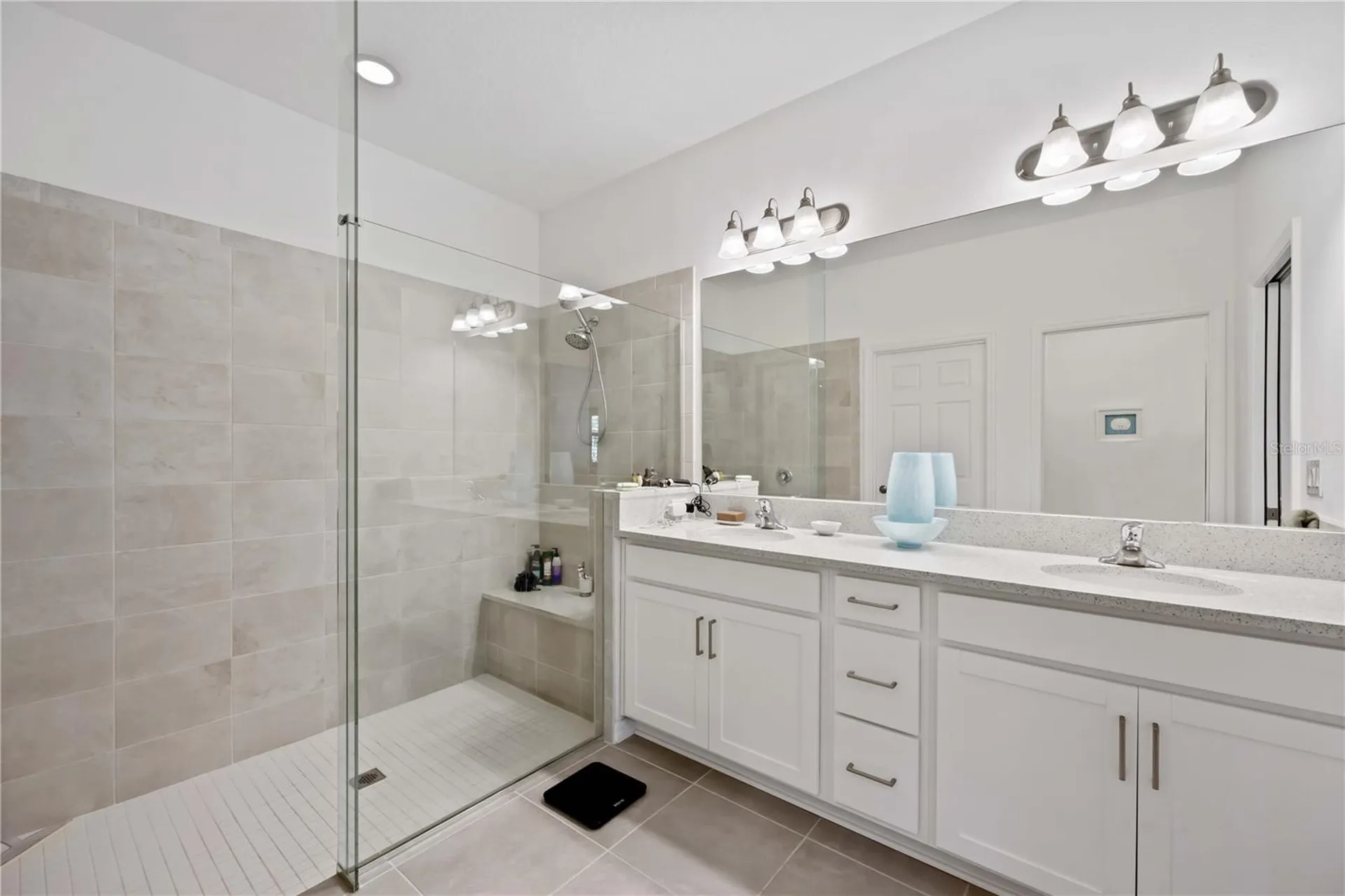 6081 Amberly Drive Bradenton FL 34208