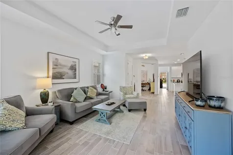 6081 Amberly Drive Bradenton FL 34208