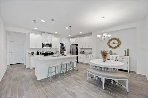 6081 Amberly Drive Bradenton FL 34208