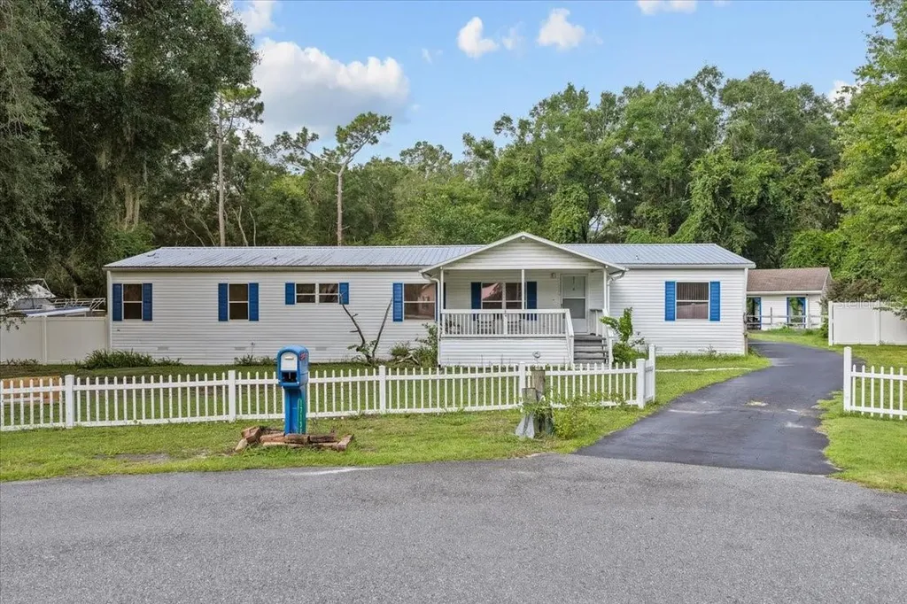 17130 NW 83rd Court Fanning Springs FL 32693