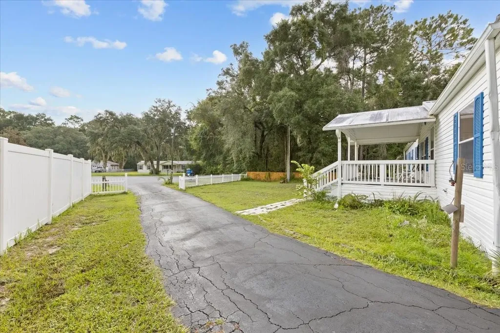 17130 NW 83rd Court Fanning Springs FL 32693