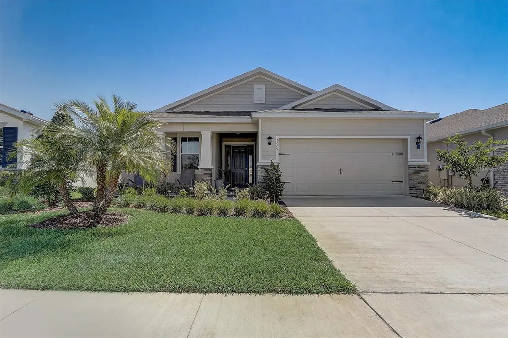 7889 Penrose Place Wildwood FL 34785