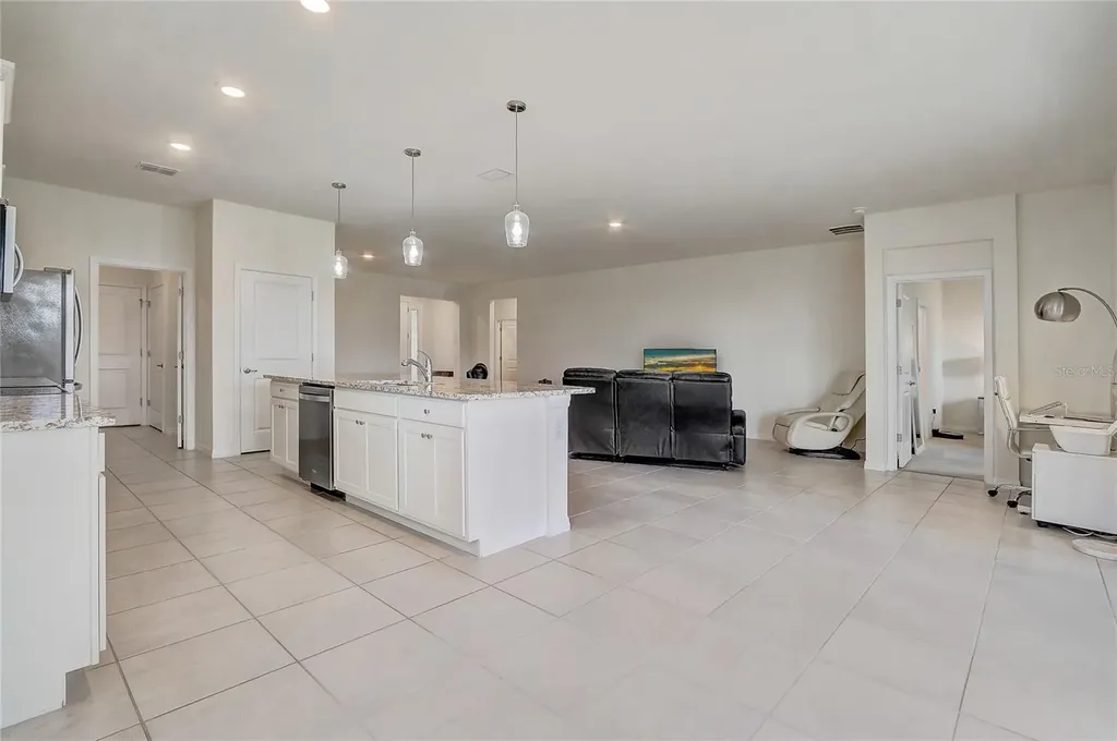 7889 Penrose Place Wildwood FL 34785
