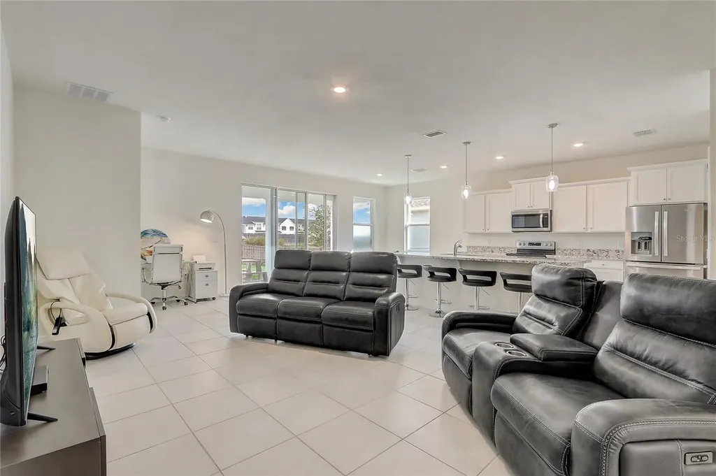 7889 Penrose Place Wildwood FL 34785