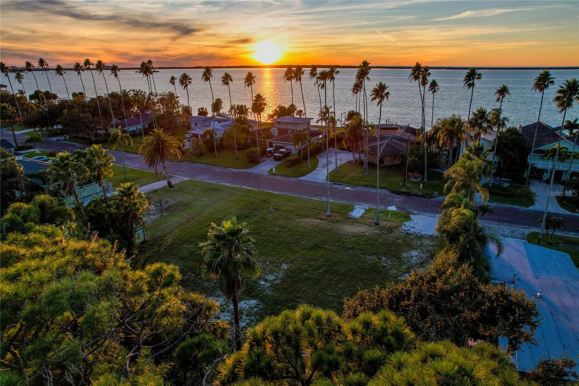 1645 Santa Barbara Drive Dunedin FL 34698