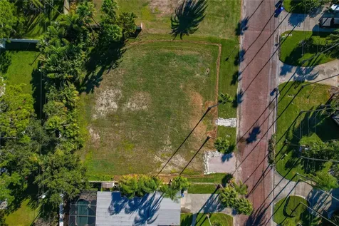1645 Santa Barbara Drive Dunedin FL 34698