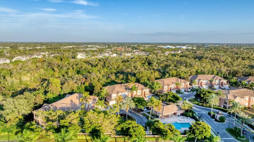 5421 46th Court W Bradenton FL 34210