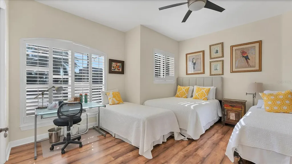 5421 46th Court W Bradenton FL 34210
