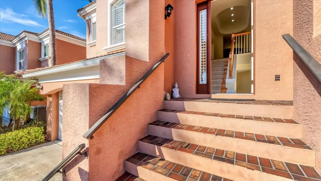 5421 46th Court W Bradenton FL 34210