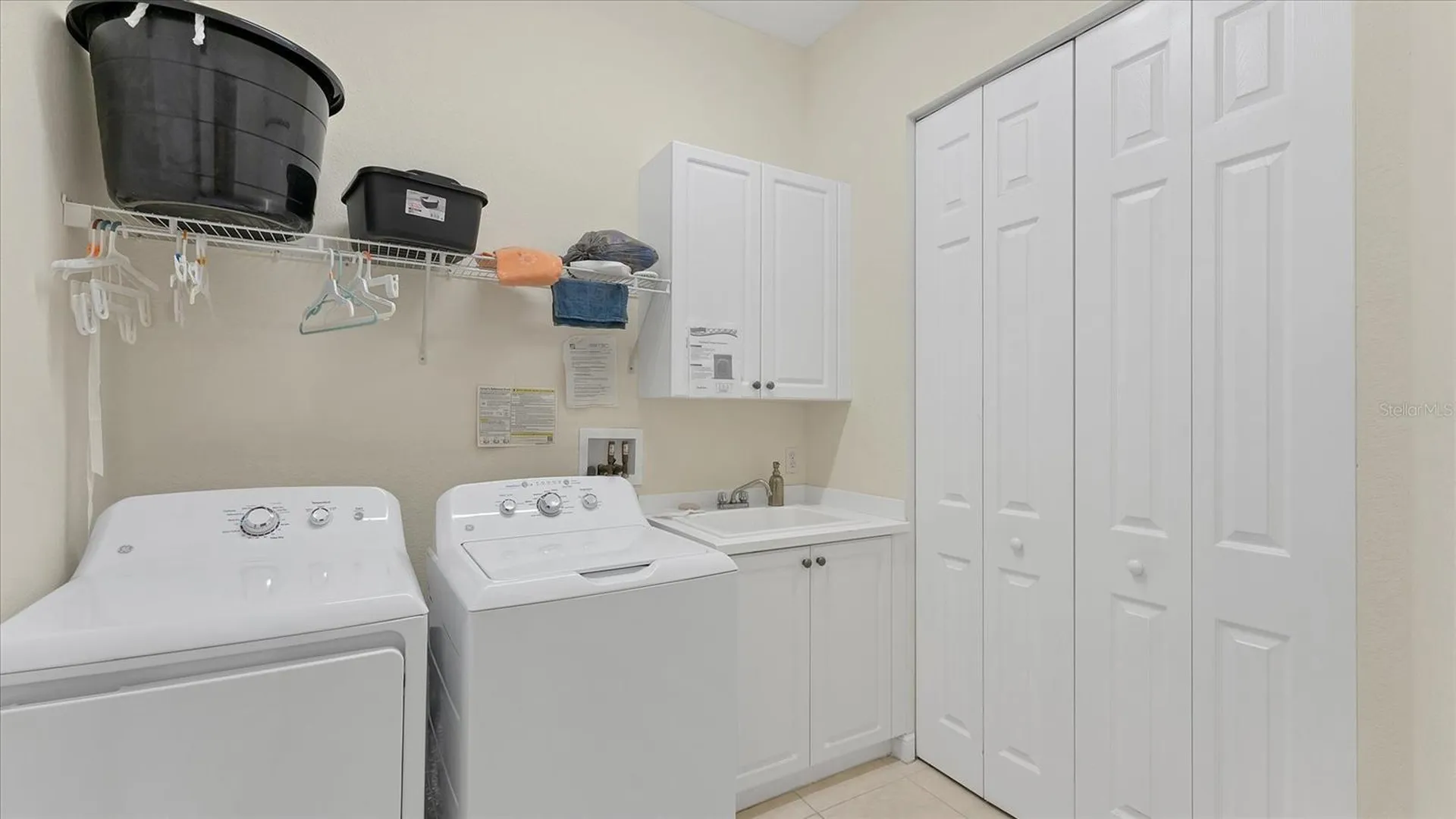 5421 46th Court W Bradenton FL 34210