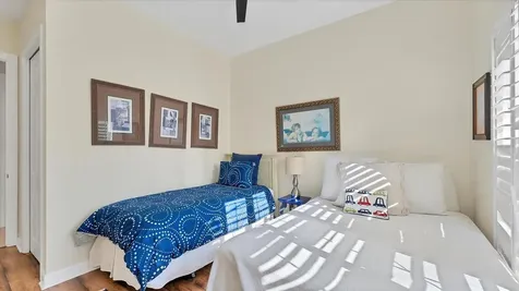 5421 46th Court W Bradenton FL 34210