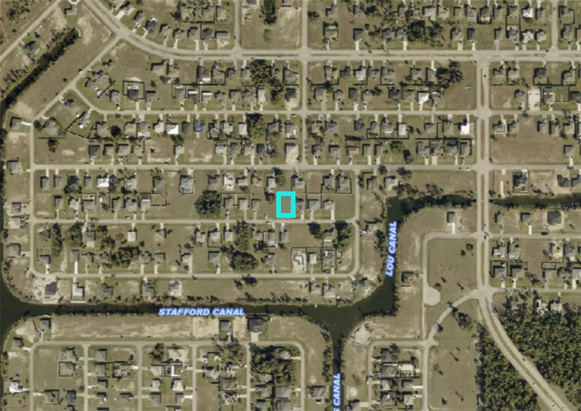 1439 NE 33rd Terrace Cape Coral FL 33909