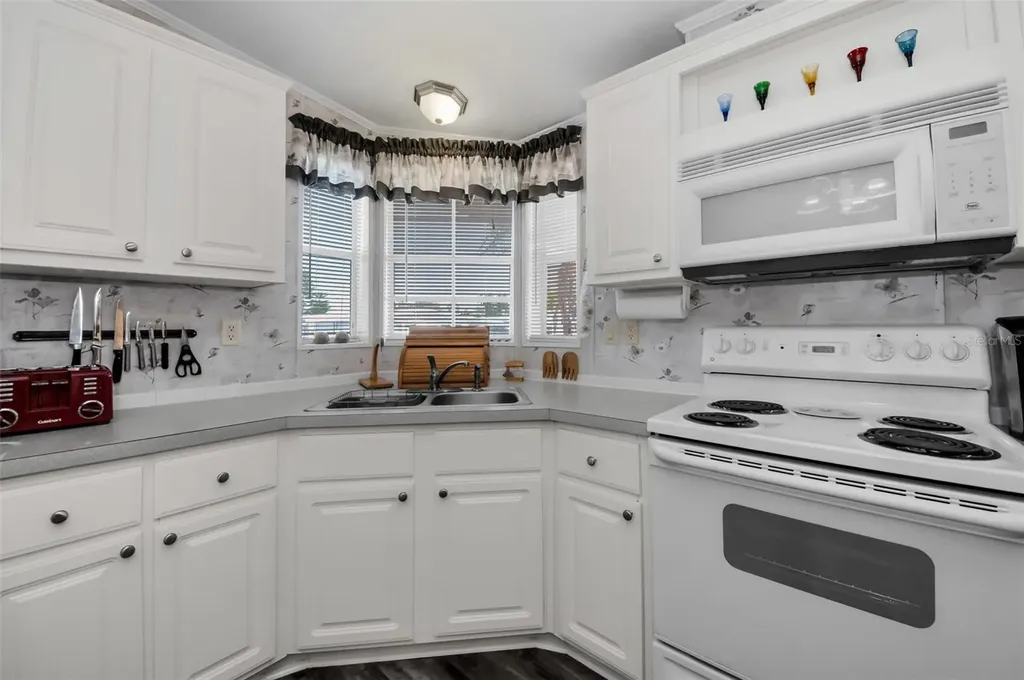 78 Rachel Drive Tarpon Springs FL 34689