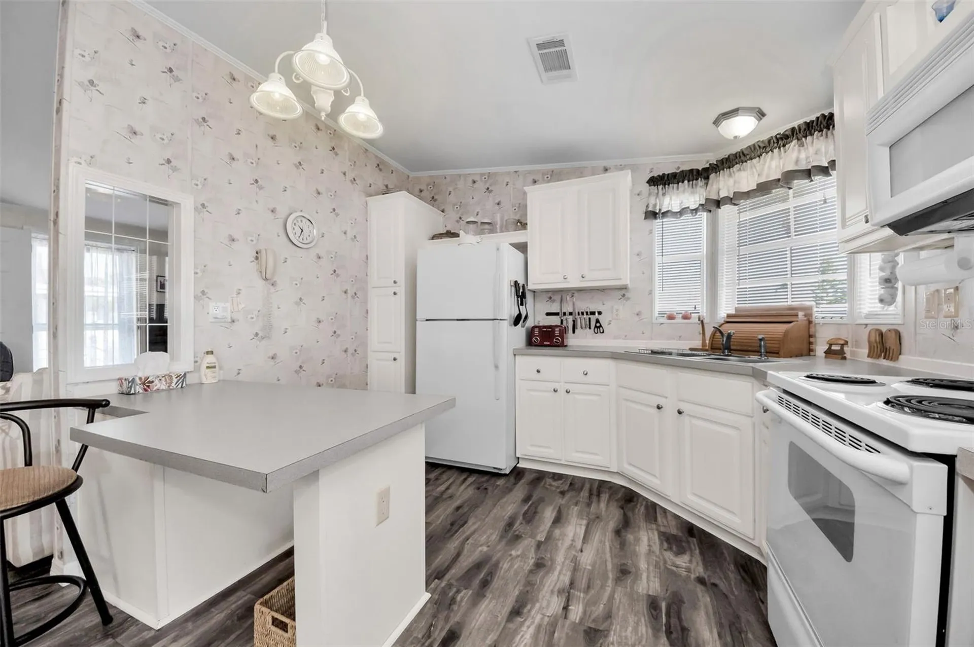 78 Rachel Drive Tarpon Springs FL 34689