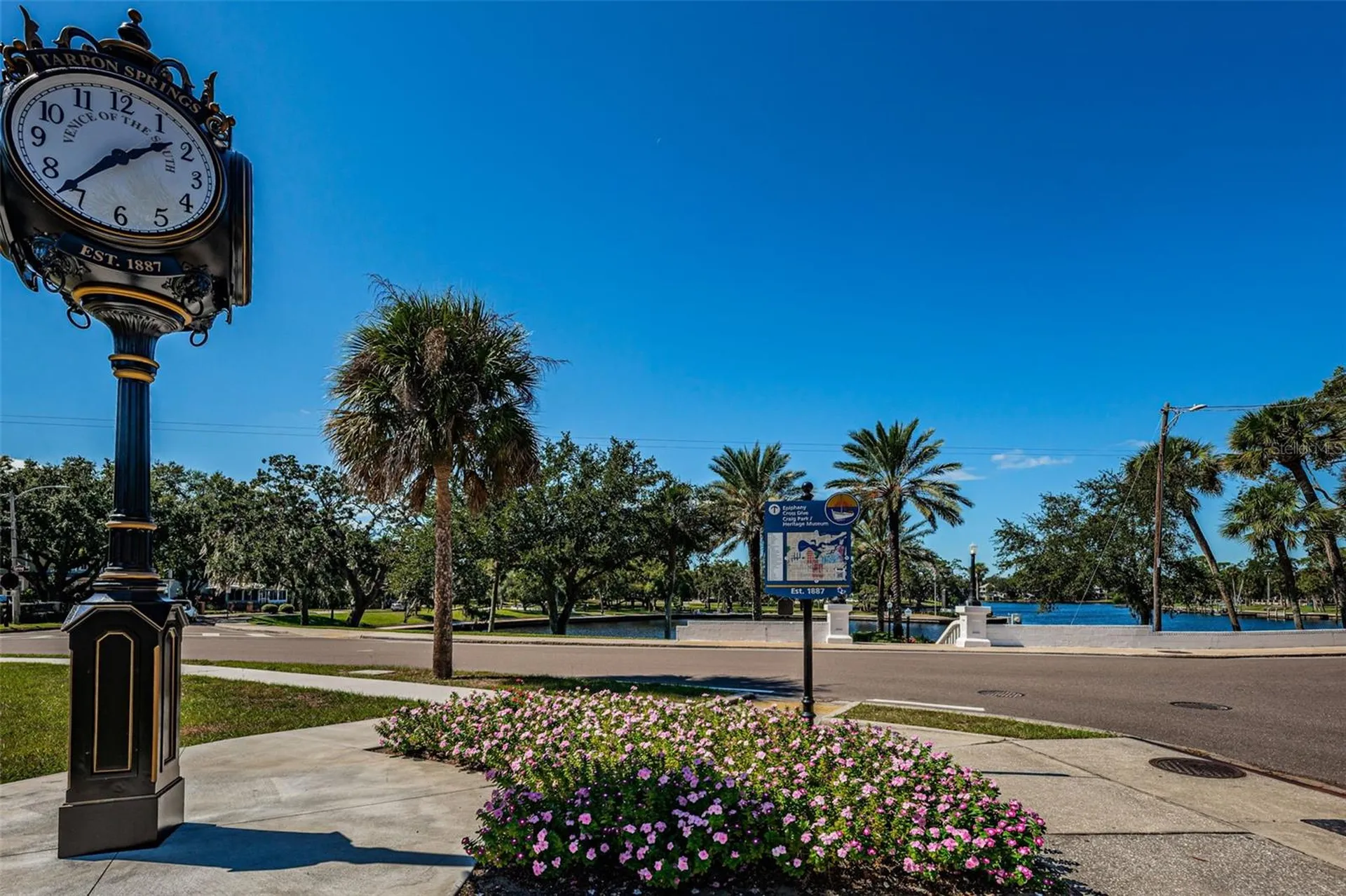78 Rachel Drive Tarpon Springs FL 34689
