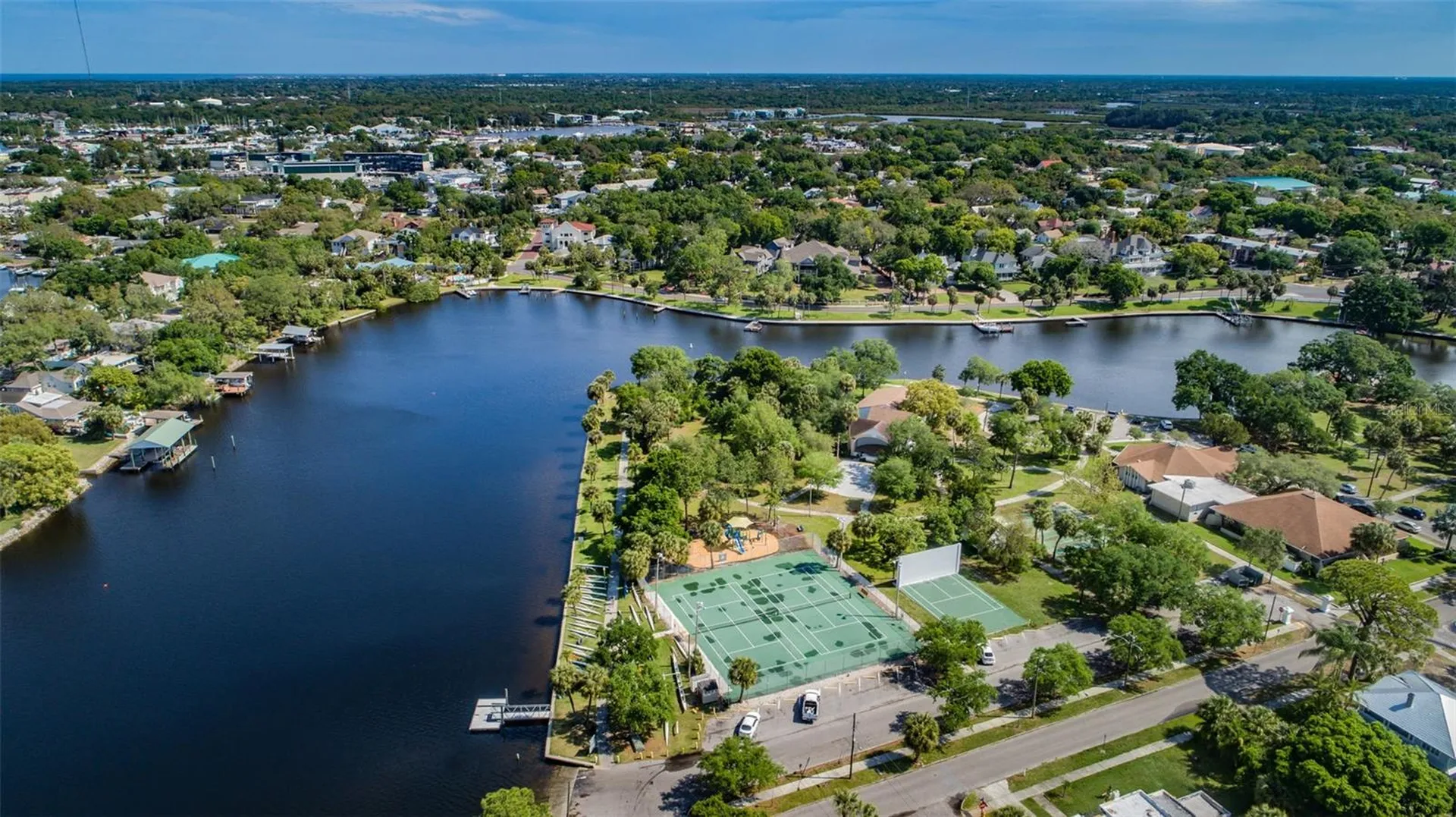 78 Rachel Drive Tarpon Springs FL 34689