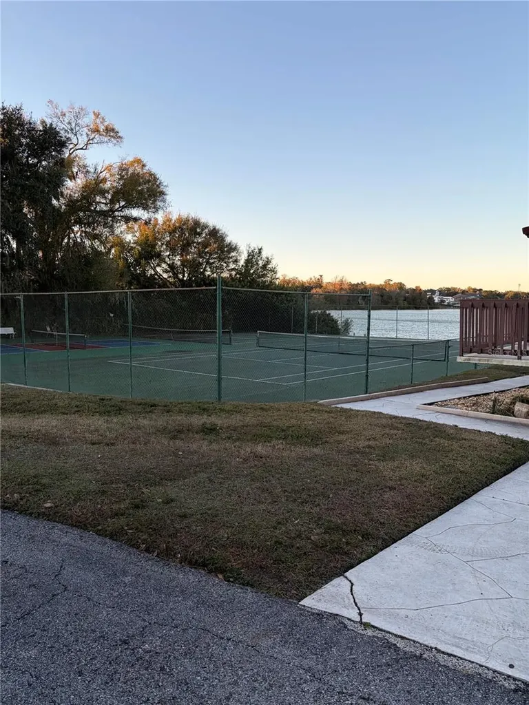 8 El Recodo Lakeland FL 33813