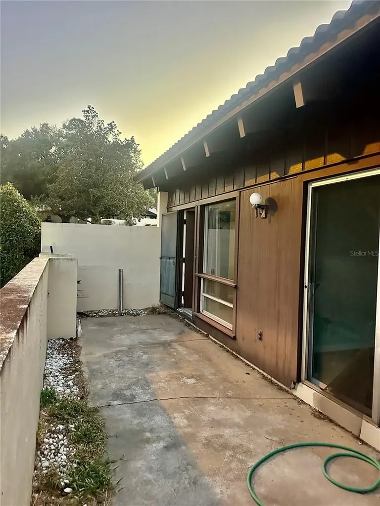 8 El Recodo Lakeland FL 33813