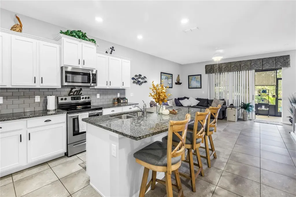 8637 Daydream Street Sarasota FL 34238
