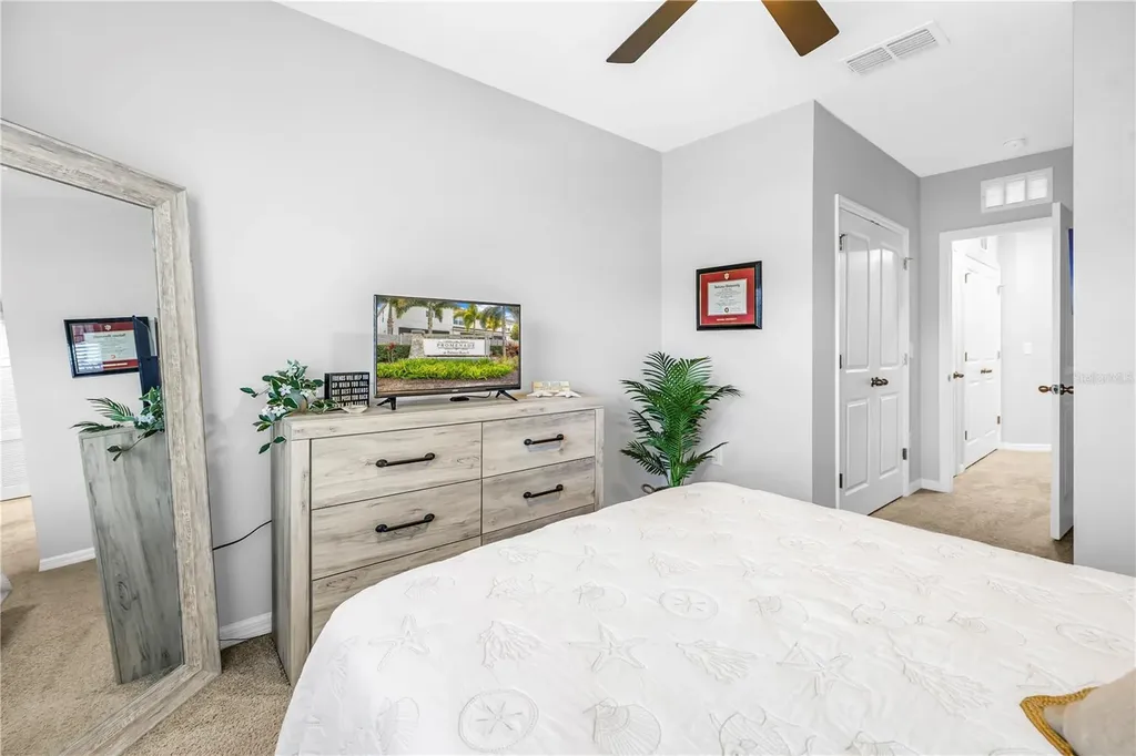 8637 Daydream Street Sarasota FL 34238