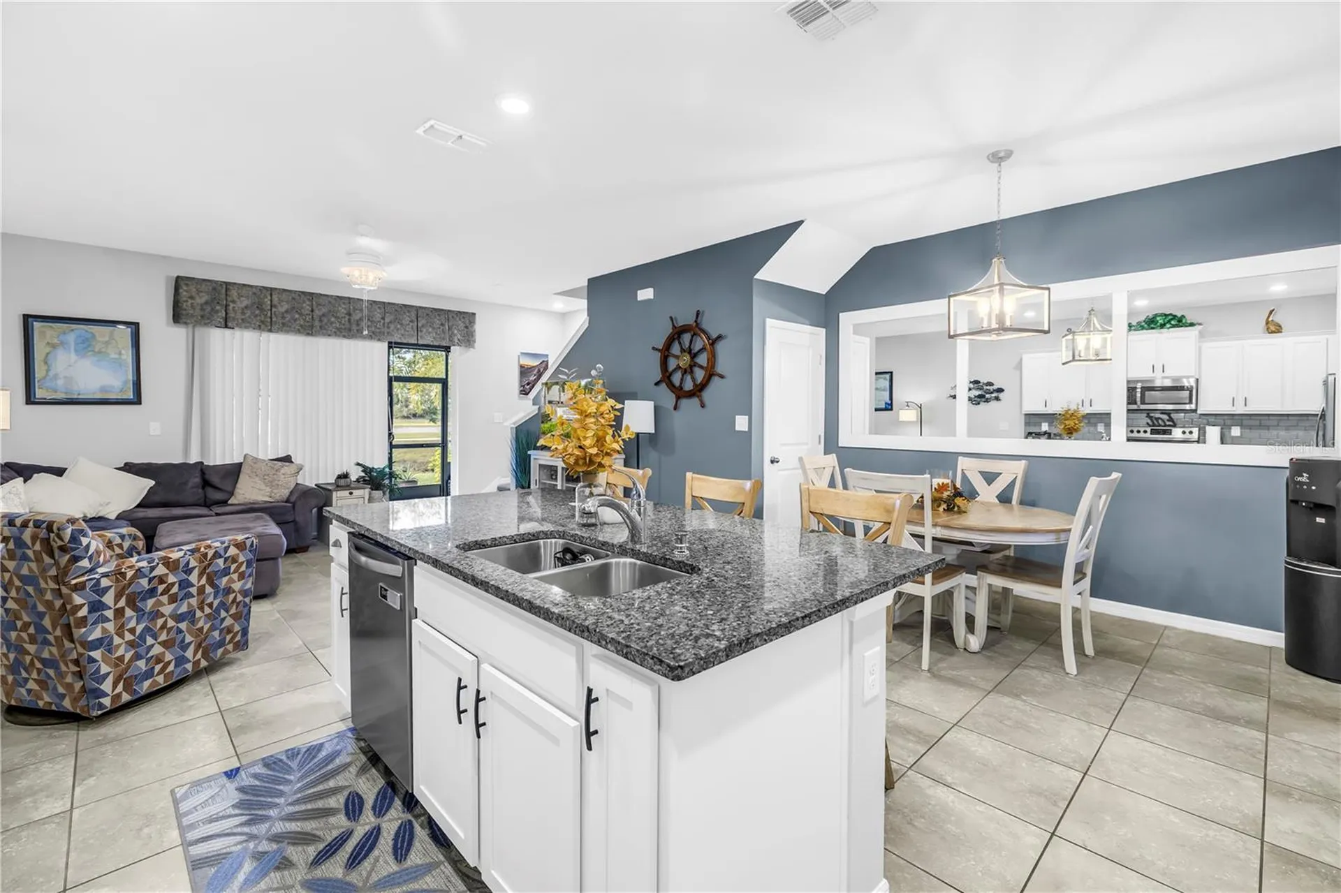 8637 Daydream Street Sarasota FL 34238