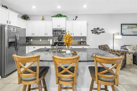 8637 Daydream Street Sarasota FL 34238