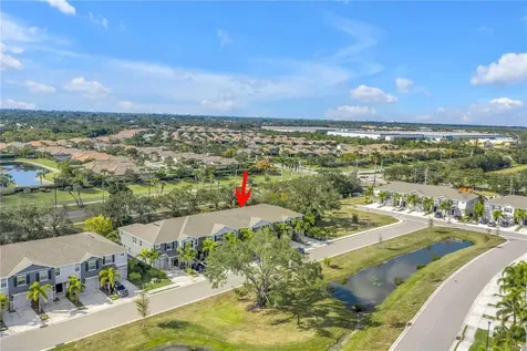 8637 Daydream Street Sarasota FL 34238