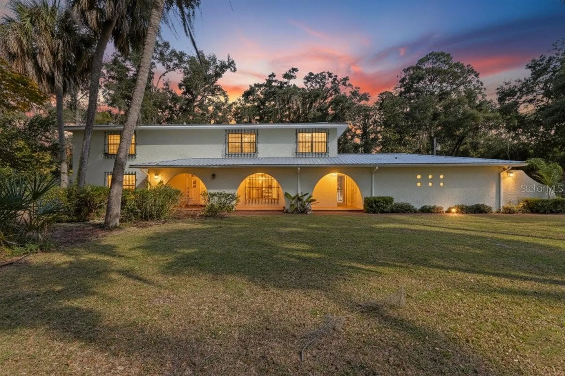 155 S Court Street Bronson FL 32621