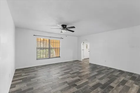 155 S Court Street Bronson FL 32621