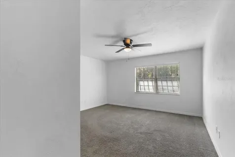 155 S Court Street Bronson FL 32621