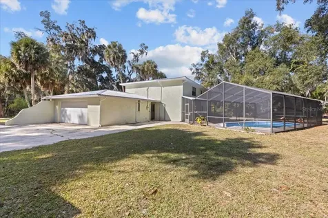 155 S Court Street Bronson FL 32621
