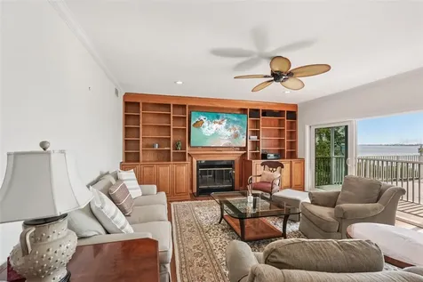 44 Tidy Island Boulevard Bradenton FL 34210