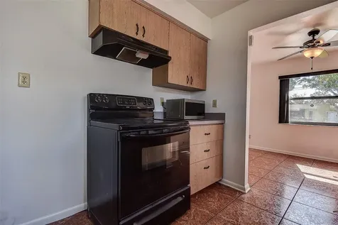 7726 33rd Avenue N St Petersburg FL 33710