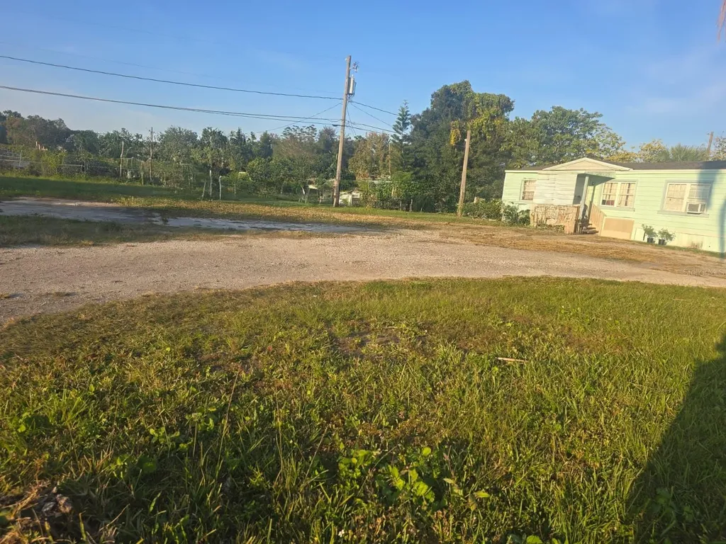695 W Carroll Street Kissimmee FL 34741