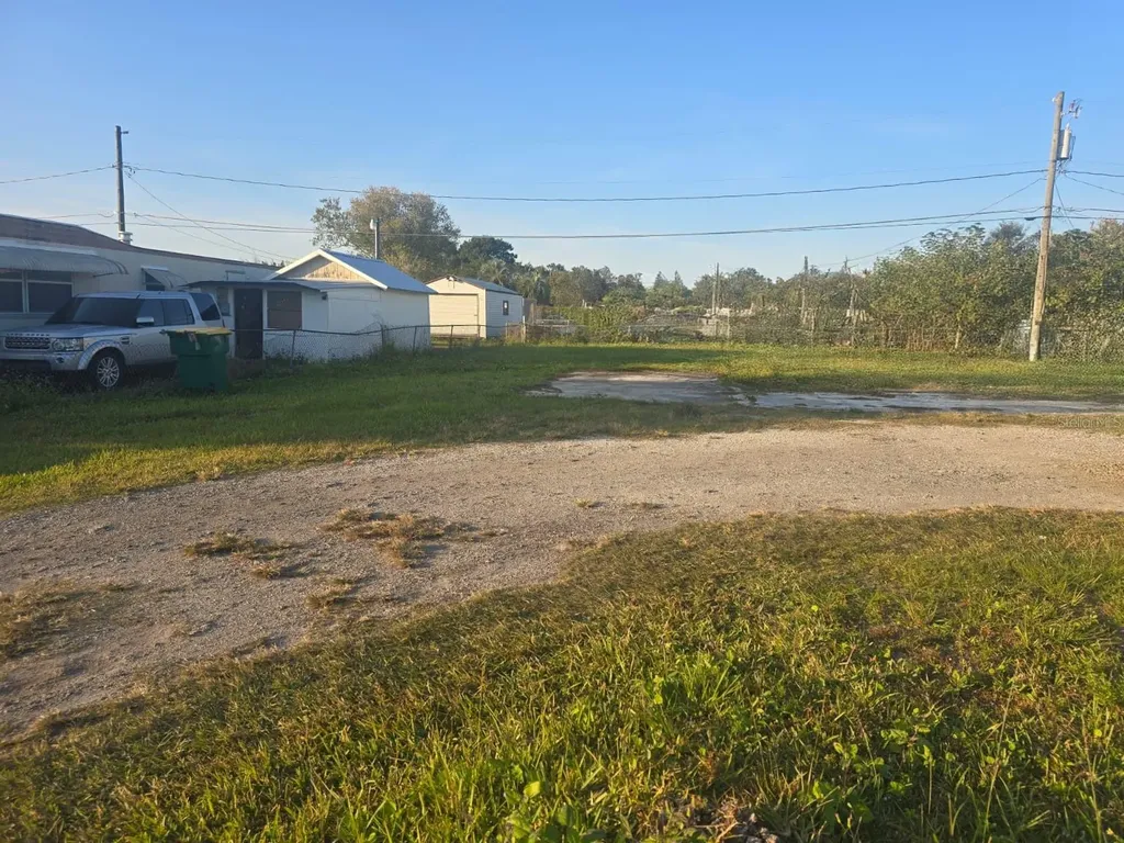 695 W Carroll Street Kissimmee FL 34741