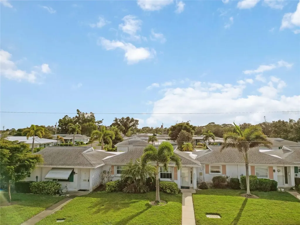 112 The Corso Venice FL 34285