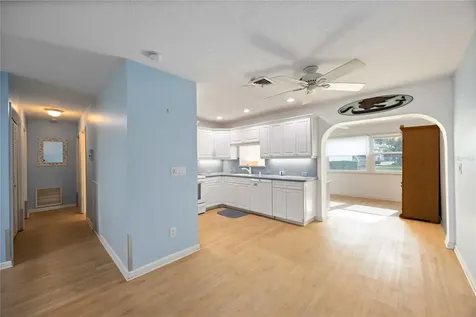 112 The Corso Venice FL 34285