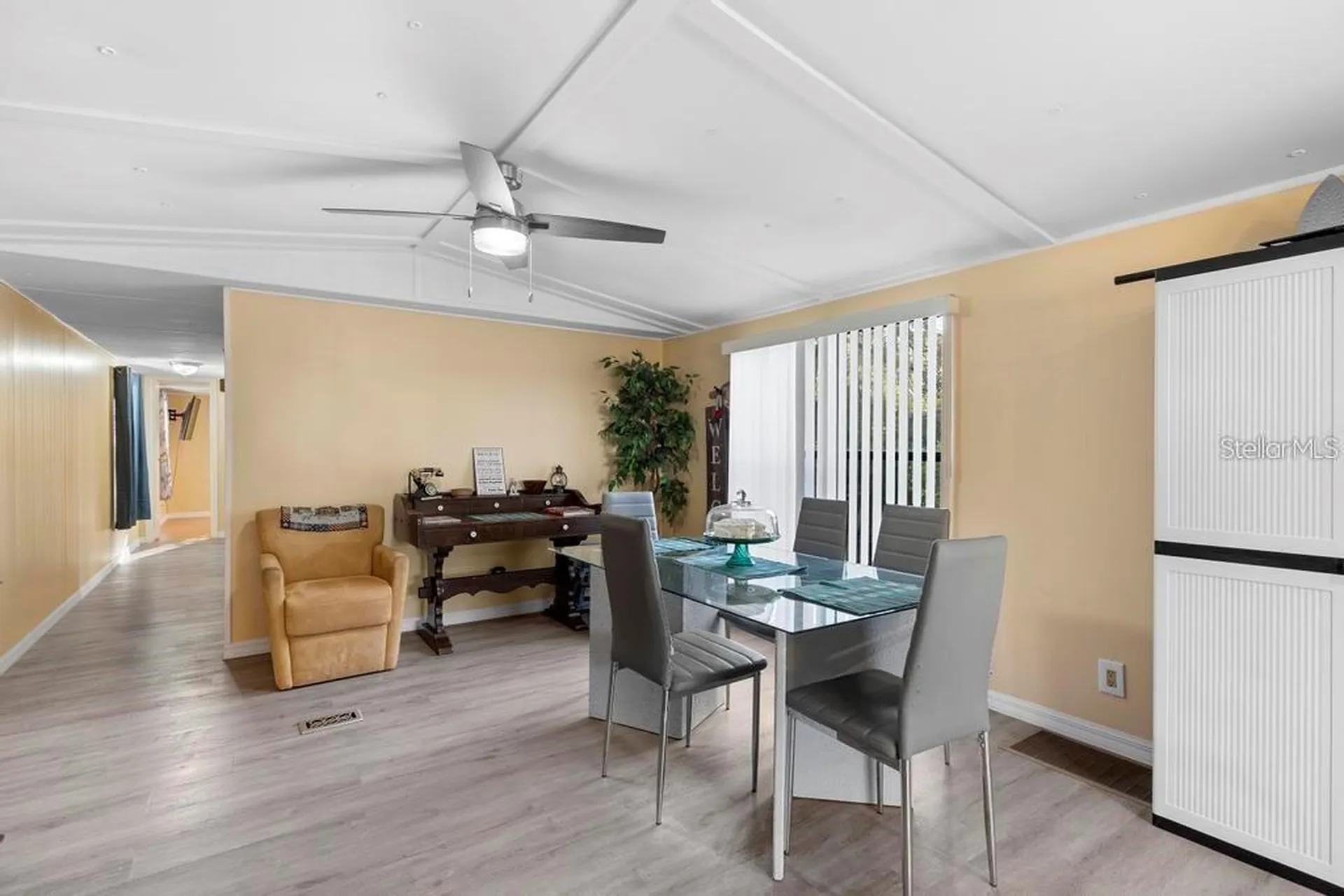 207 Robinhood Drive Deland FL 32724