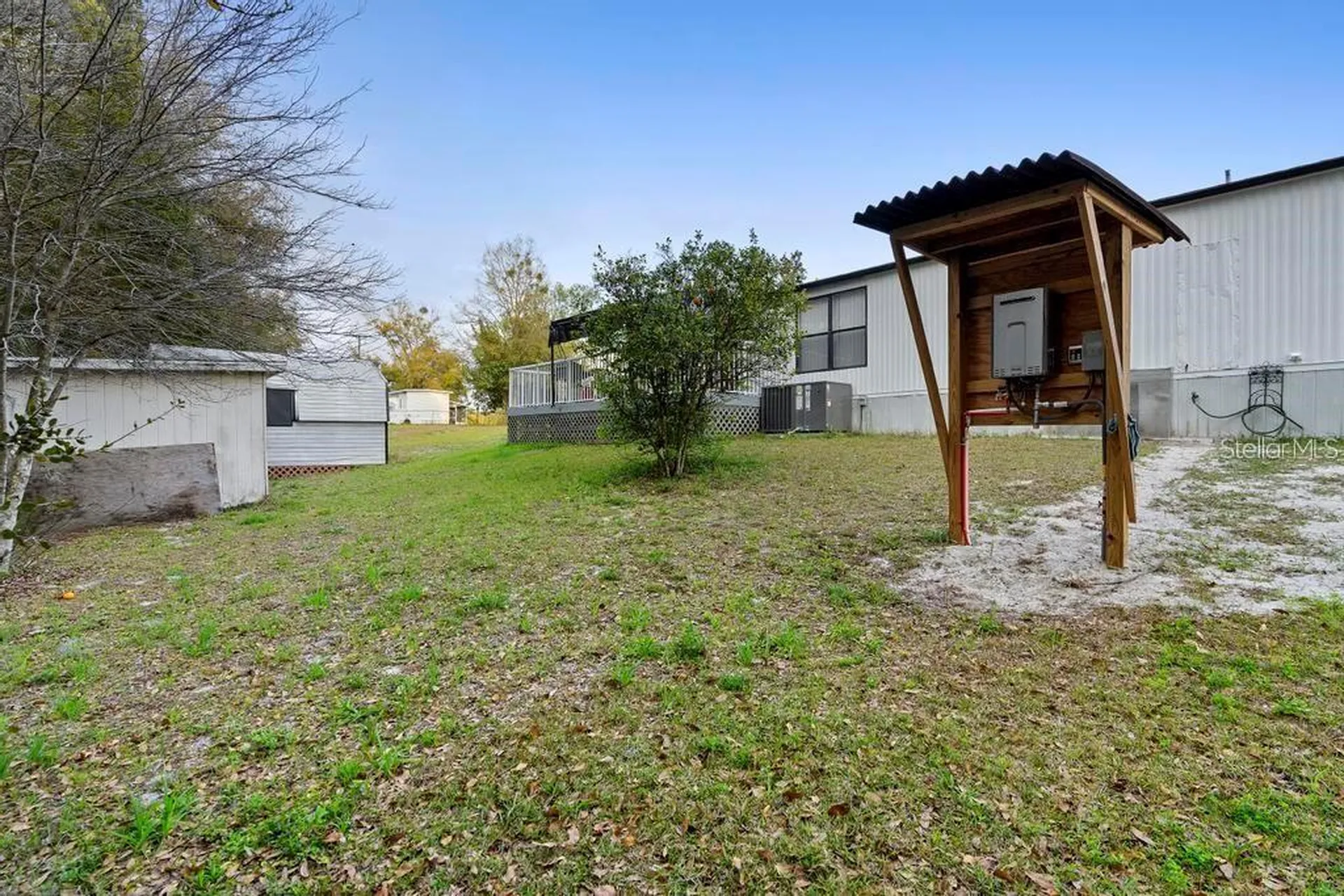 207 Robinhood Drive Deland FL 32724