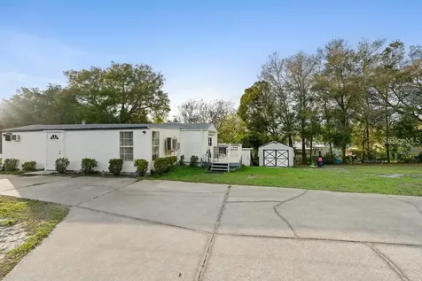 207 Robinhood Drive Deland FL 32724