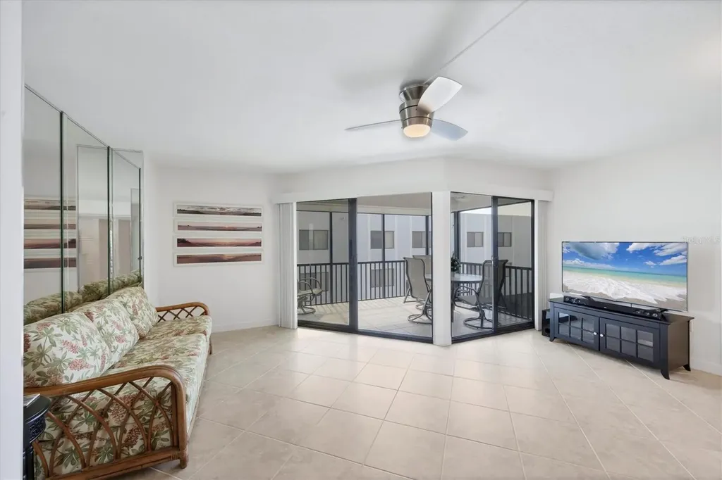 2810 N Beach Road Englewood FL 34223