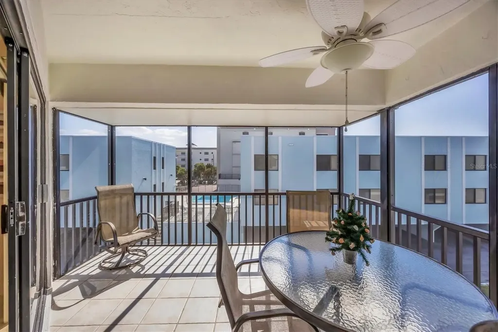 2810 N Beach Road Englewood FL 34223