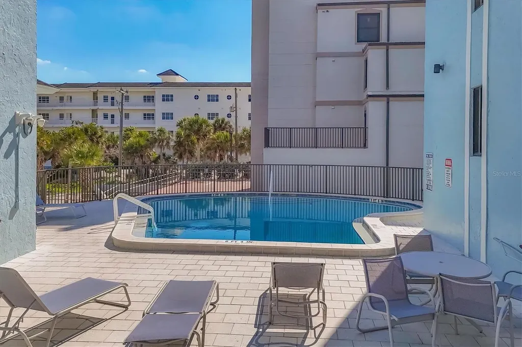 2810 N Beach Road Englewood FL 34223